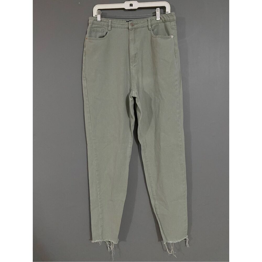Missguided Women's Tall Riot High Waisted Raw Hem Mom Jeans Sand Size 10